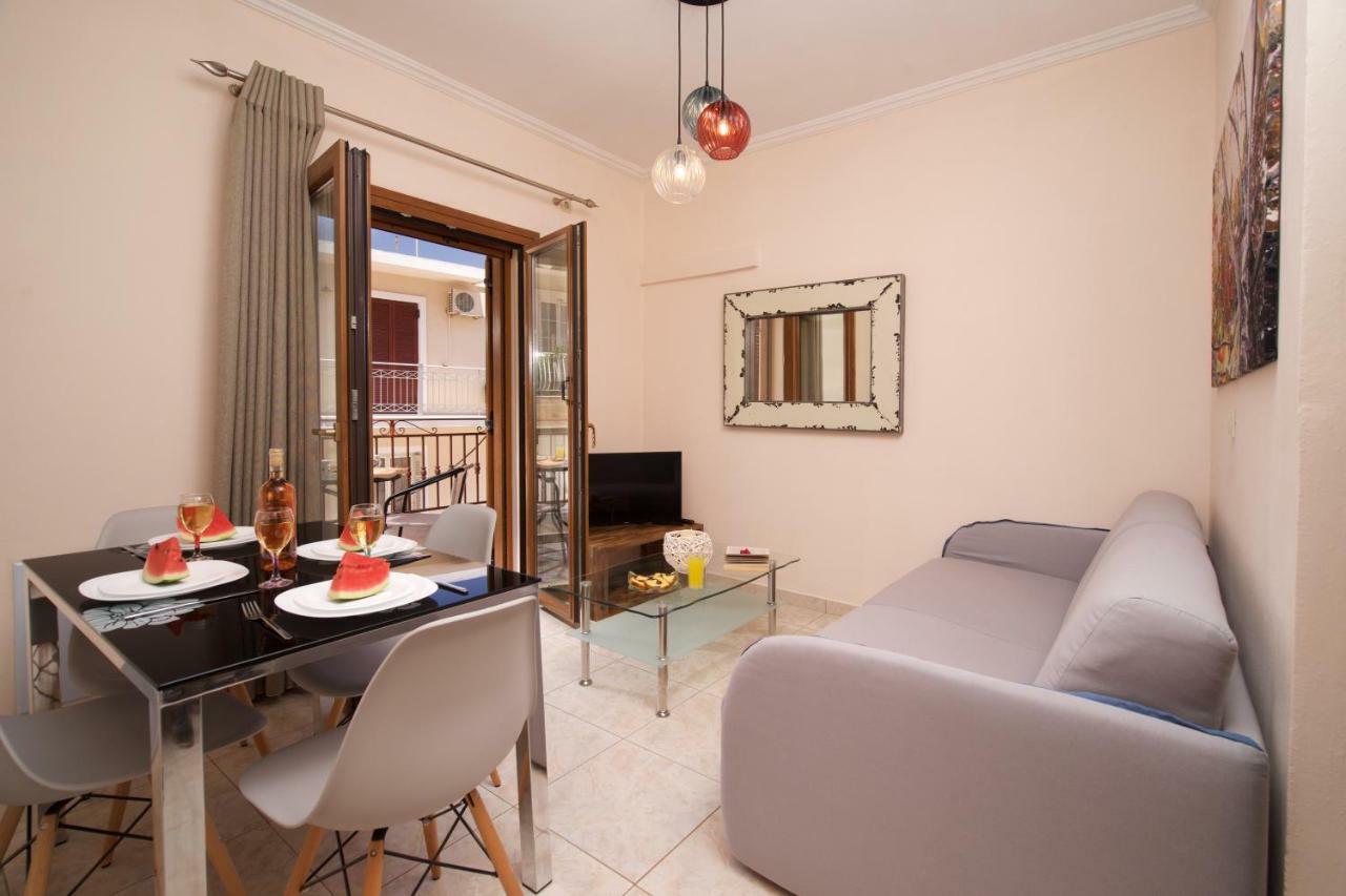 Apollon Apartment In Argostoli エクステリア 写真
