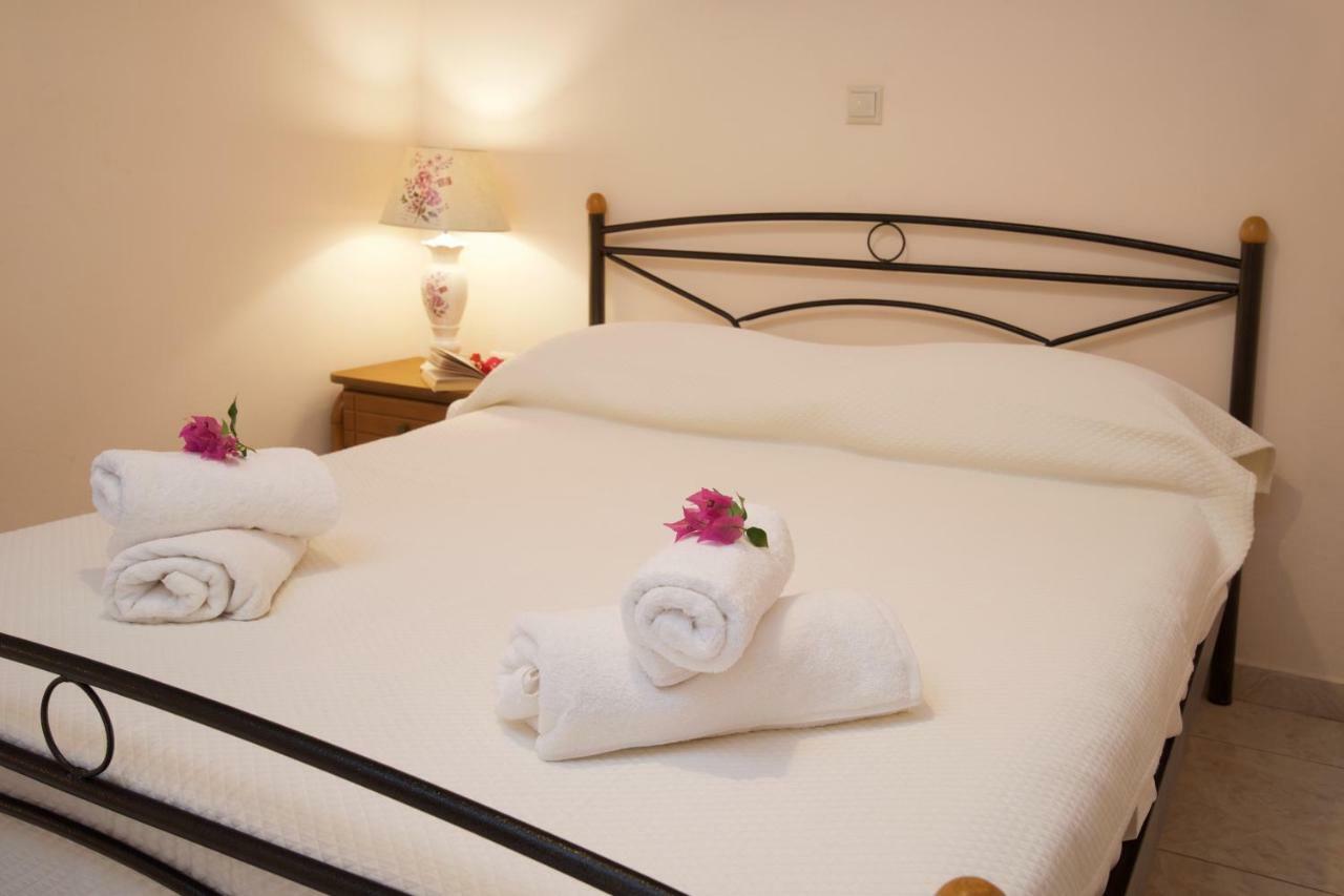 Apollon Apartment In Argostoli エクステリア 写真