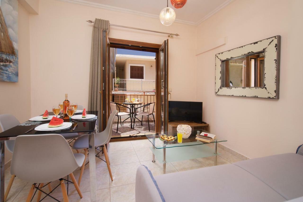 Apollon Apartment In Argostoli エクステリア 写真